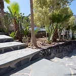 Mirador De *